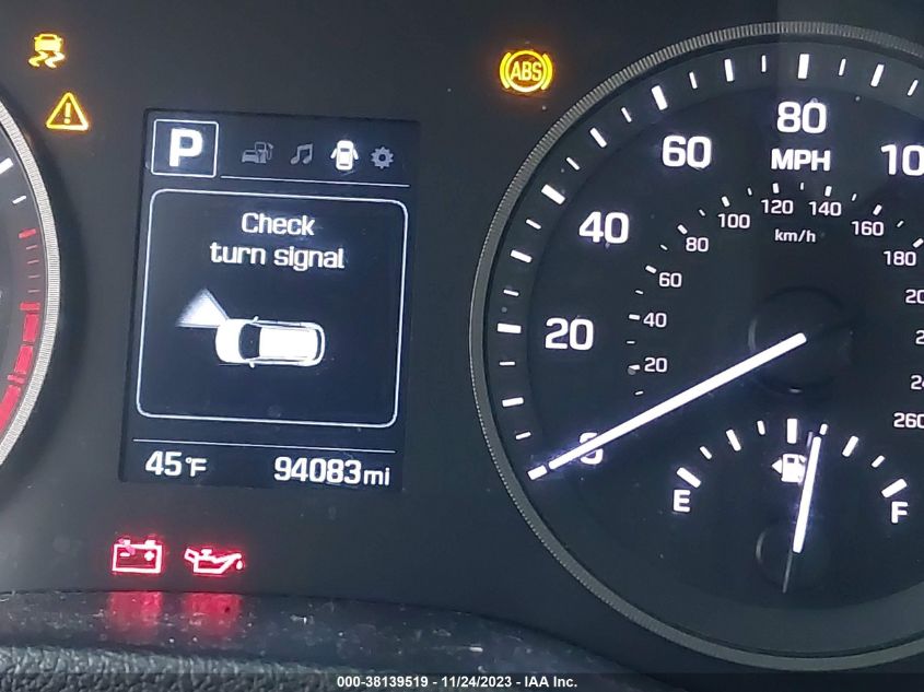 2017 HYUNDAI TUCSON VALUE - KM8J3CA20HU555981