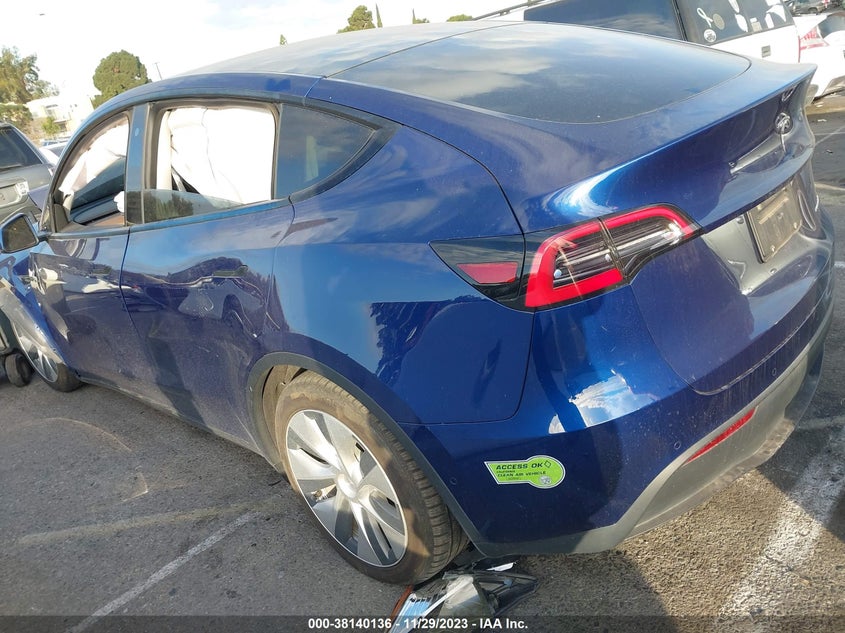 VIN 5YJYGDEE1LF057775 2020 TESLA MODEL Y