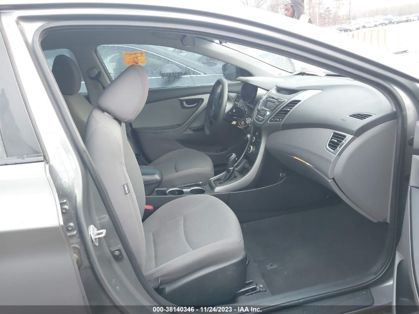 2014 HYUNDAI ELANTRA SE - 5NPDH4AE7EH493360