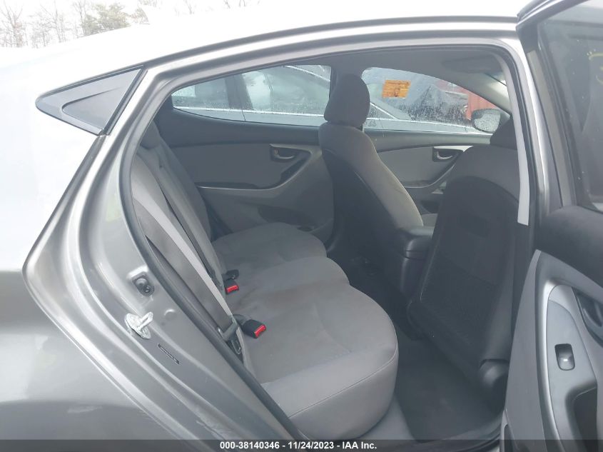 2014 HYUNDAI ELANTRA SE - 5NPDH4AE7EH493360