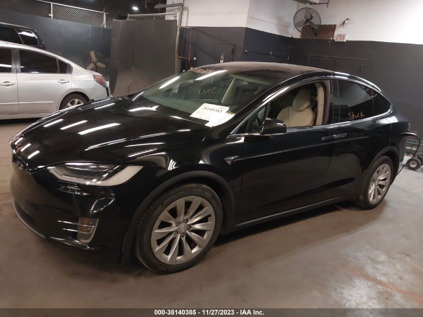 2018 TESLA MODEL X 100D/75D/P100D - 5YJXCDE25JF096508