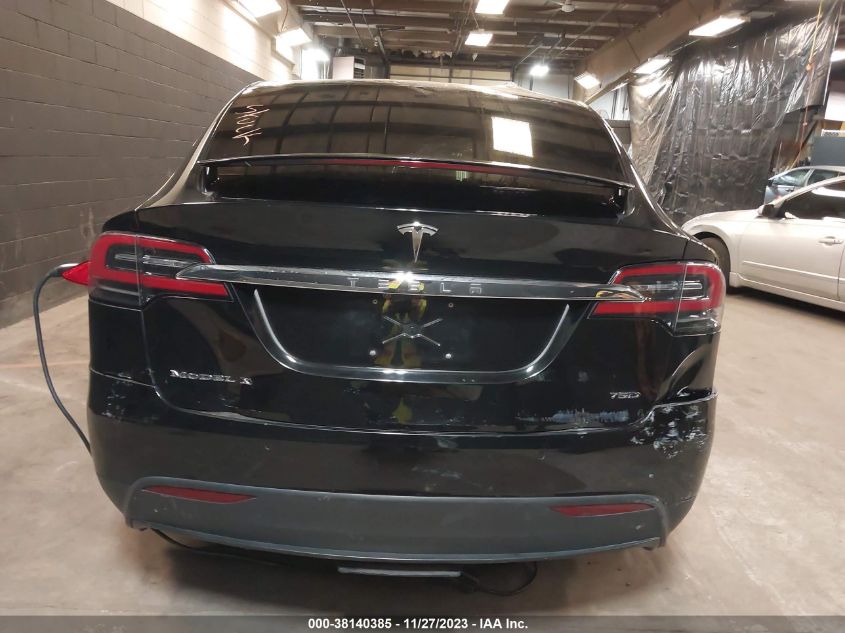 2018 TESLA MODEL X 100D/75D/P100D - 5YJXCDE25JF096508
