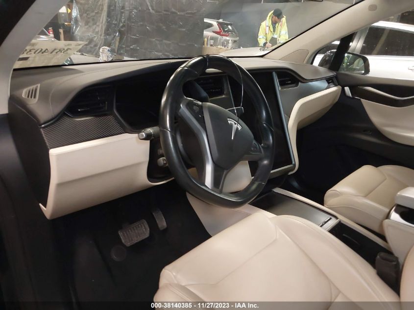 2018 TESLA MODEL X 100D/75D/P100D - 5YJXCDE25JF096508