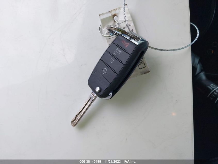 2014 KIA SOUL + - KNDJP3A59E7009337