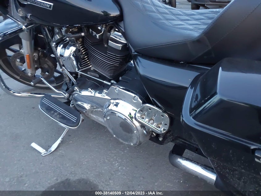 VIN 1HD1KHC22MB651679 2021 HARLEY-DAVIDSON FLTRX