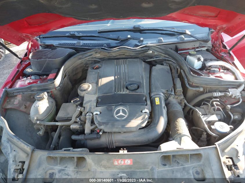 2014 MERCEDES-BENZ C 250 LUXURY/SPORT - WDDGF4HB7EA962619