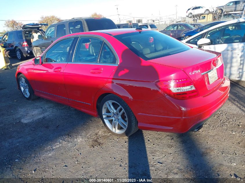 2014 MERCEDES-BENZ C 250 LUXURY/SPORT - WDDGF4HB7EA962619
