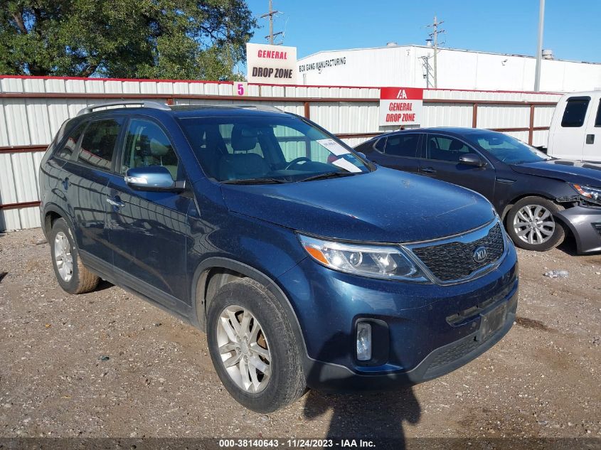 2014 KIA SORENTO LX - 5XYKT3A6XEG438126