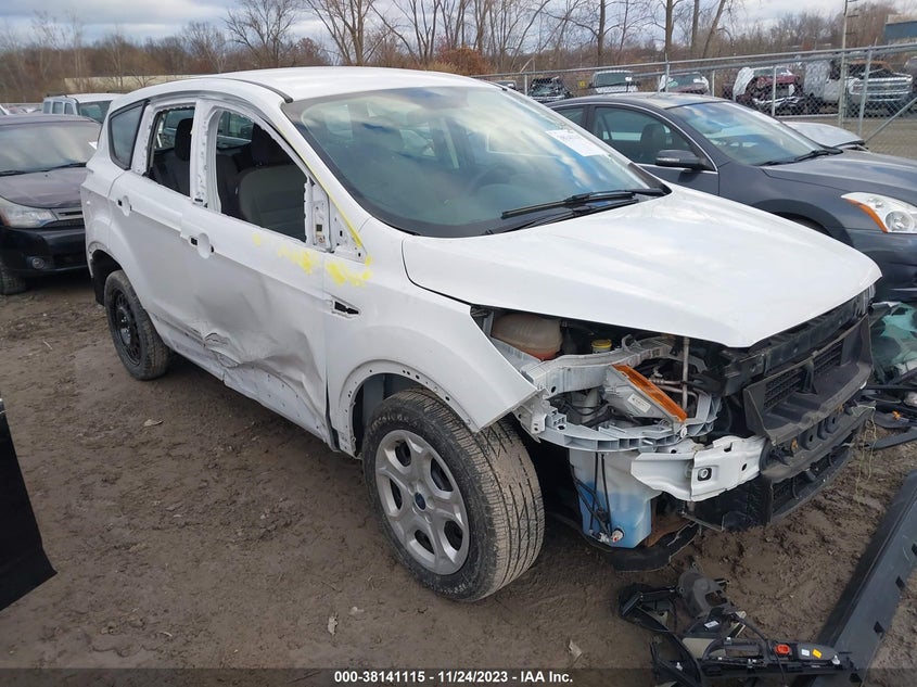 VIN 1FMCU0F70HUC21782 2017 FORD ESCAPE S