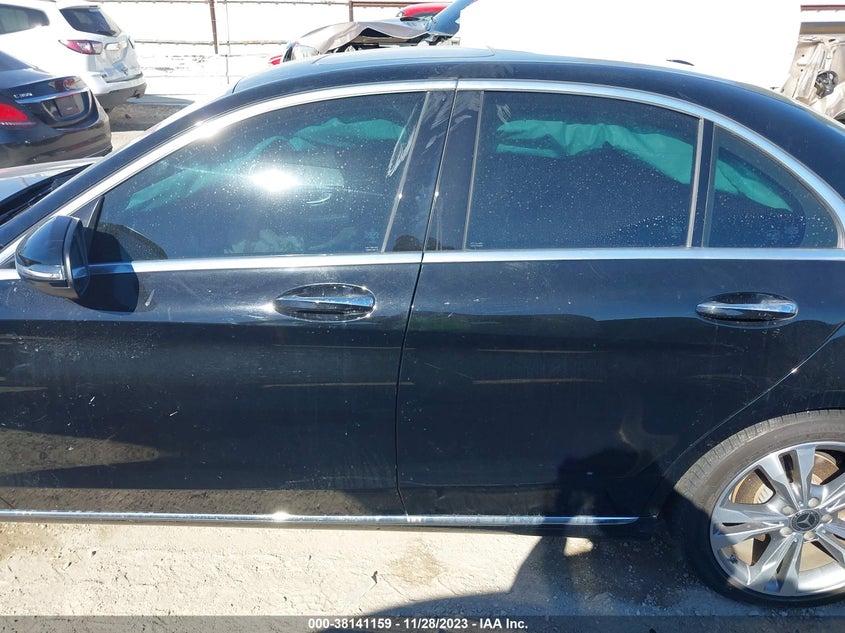 VIN 55SWF4JB7JU239854 2018 MERCEDES-BENZ C 300 300
