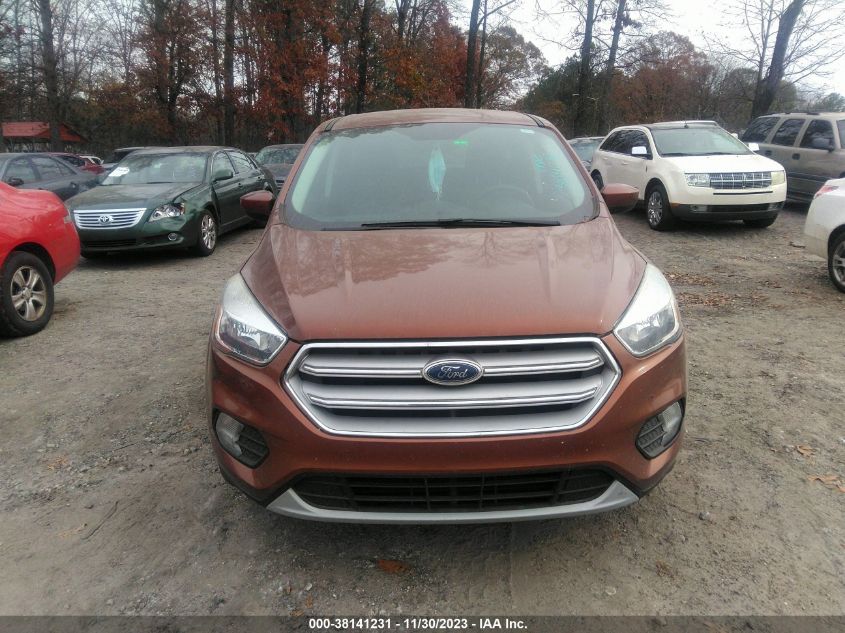 2017 FORD ESCAPE SE - 1FMCU0G99HUC52898