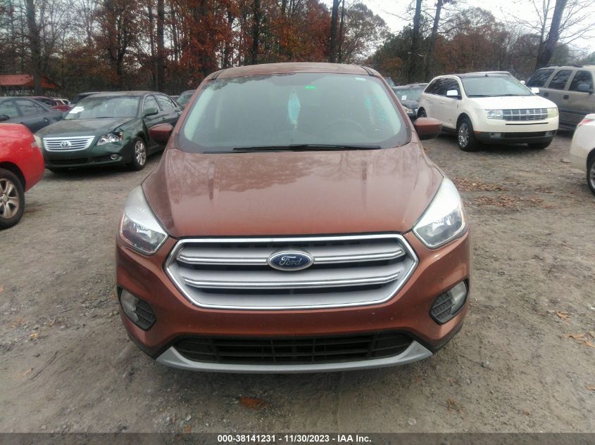 2017 FORD ESCAPE SE - 1FMCU0G99HUC52898