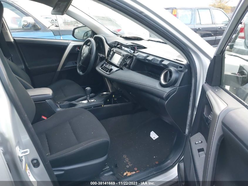 2014 TOYOTA RAV4 XLE - JTMWFREV2EJ018955