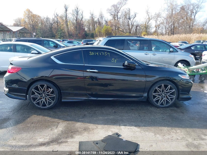 VIN 1HGCT2B0XHA005632 2017 HONDA ACCORD TOURING V6