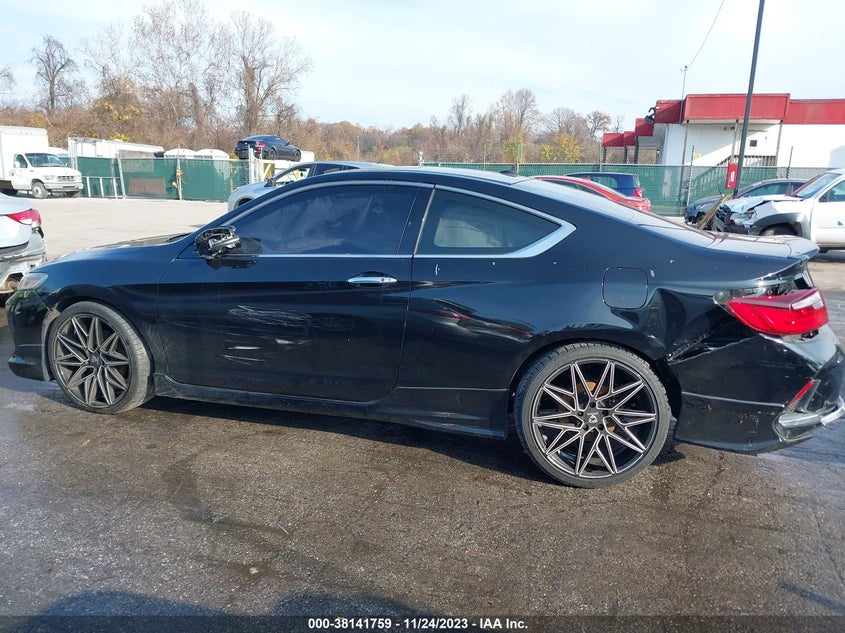 VIN 1HGCT2B0XHA005632 2017 HONDA ACCORD TOURING V6