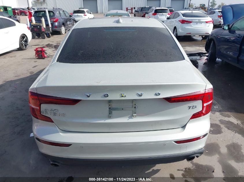 2020 VOLVO S60 T5 MOMENTUM - 7JR102FK0LG048393