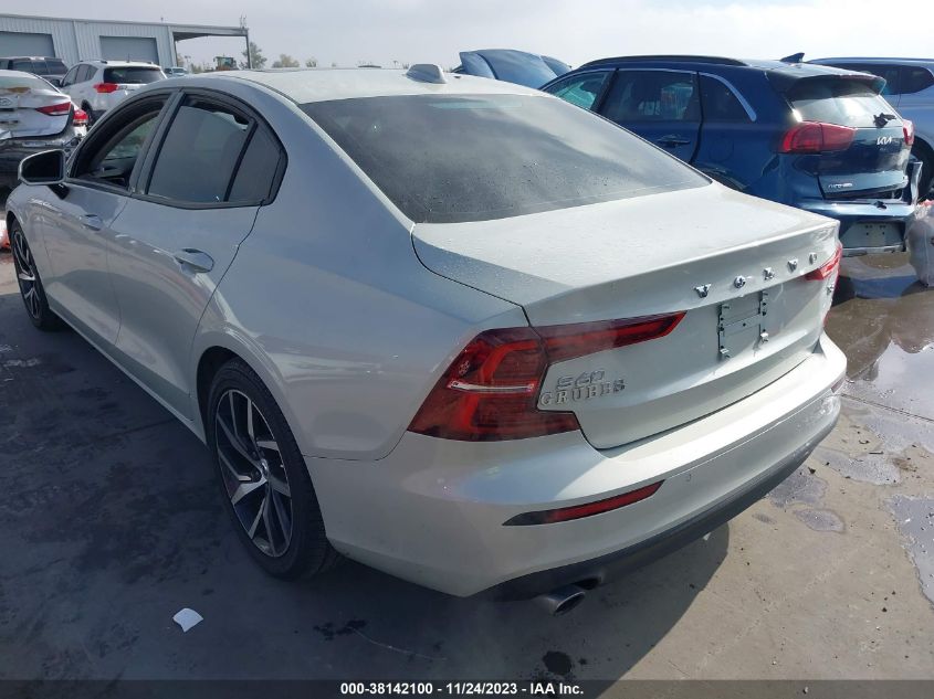 2020 VOLVO S60 T5 MOMENTUM - 7JR102FK0LG048393
