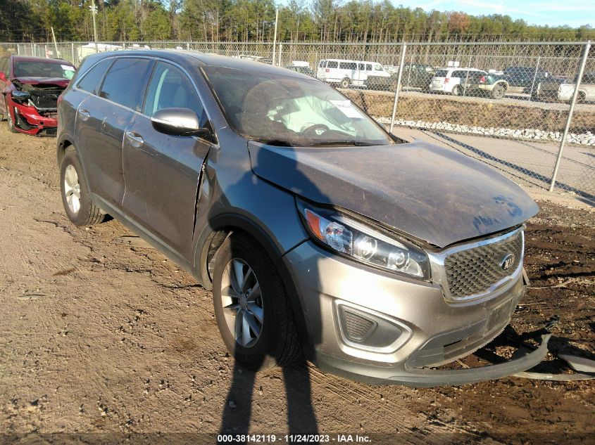 2017 KIA SORENTO 2.4L L - 5XYPG4A38HG192400