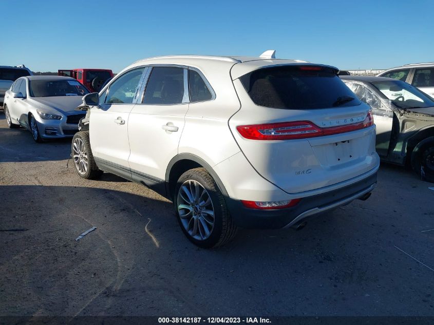 2017 LINCOLN MKC RESERVE - 5LMCJ3C94HUL19176