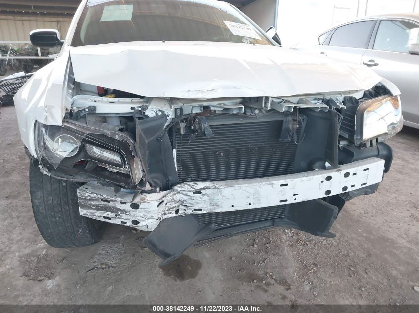 2018 CHRYSLER 300 TOURING - 2C3CCAAG2JH340905