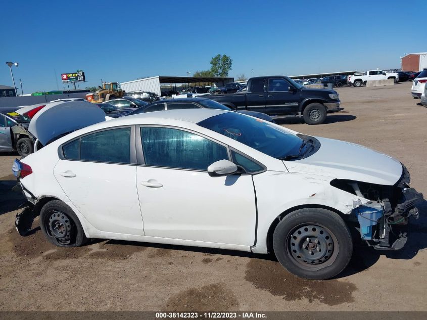 2017 KIA FORTE LX - 3KPFK4A7XHE052181