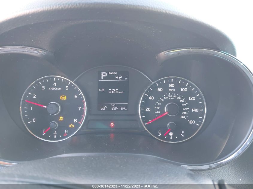 2017 KIA FORTE LX - 3KPFK4A7XHE052181