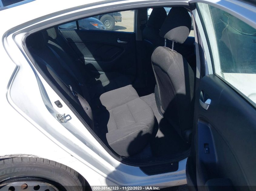 2017 KIA FORTE LX - 3KPFK4A7XHE052181