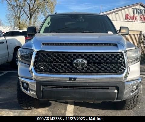 2018 TOYOTA TUNDRA 4WD SR5/LIMITED/PLATINUM/1794 EDITION - 5TFDY5F18JX688104