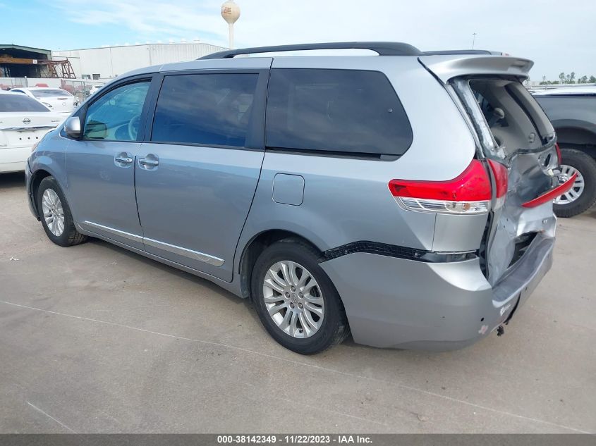 5TDYK3DC8ES483325 2014 TOYOTA SIENNA, photo no. 15