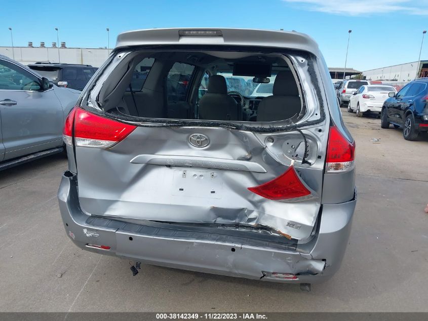 5TDYK3DC8ES483325 2014 TOYOTA SIENNA - Image 17