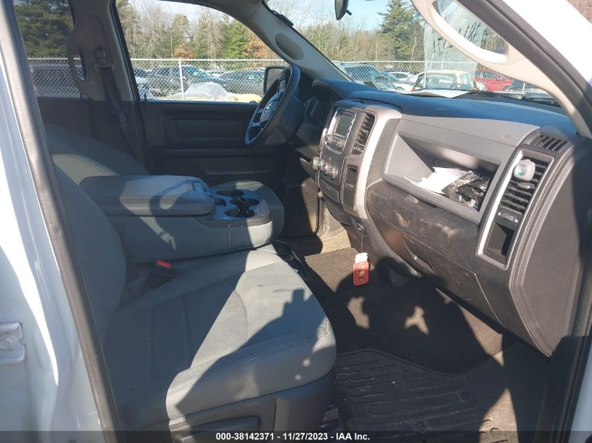 2017 RAM 1500 EXPRESS  4X4 5'7" BOX - 1C6RR7KG8HS755744