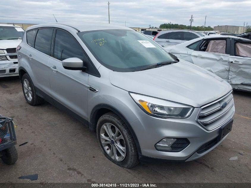 2017 FORD ESCAPE SE - 1FMCU0GD3HUD76055