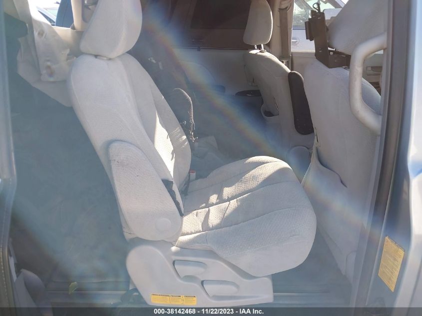 2014 TOYOTA SIENNA LE - 5TDKK3DC2ES519726