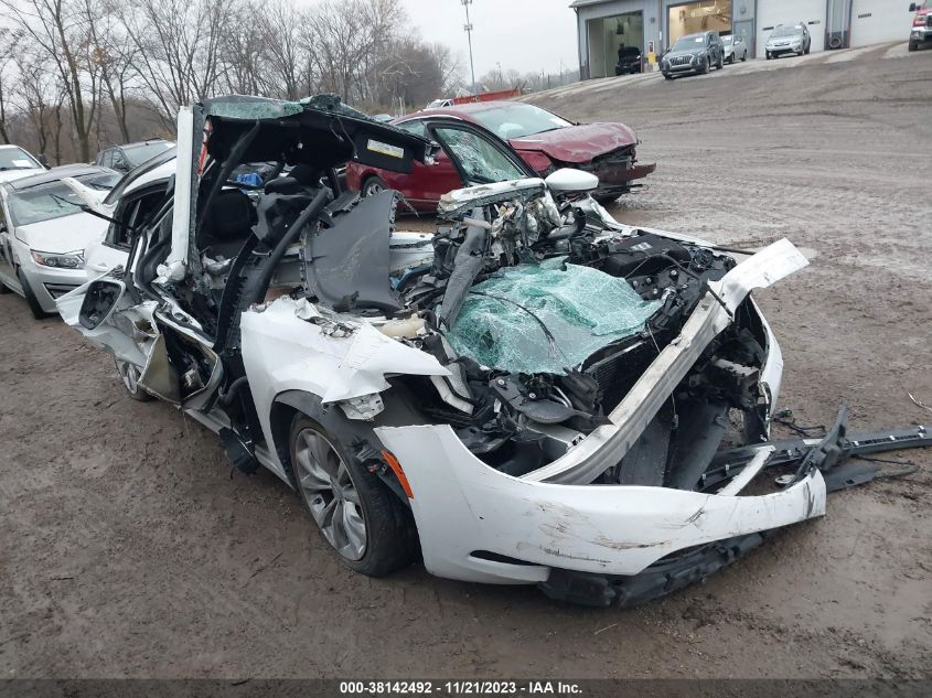 2015 CHRYSLER 200 S - 1C3CCCBB7FN538313