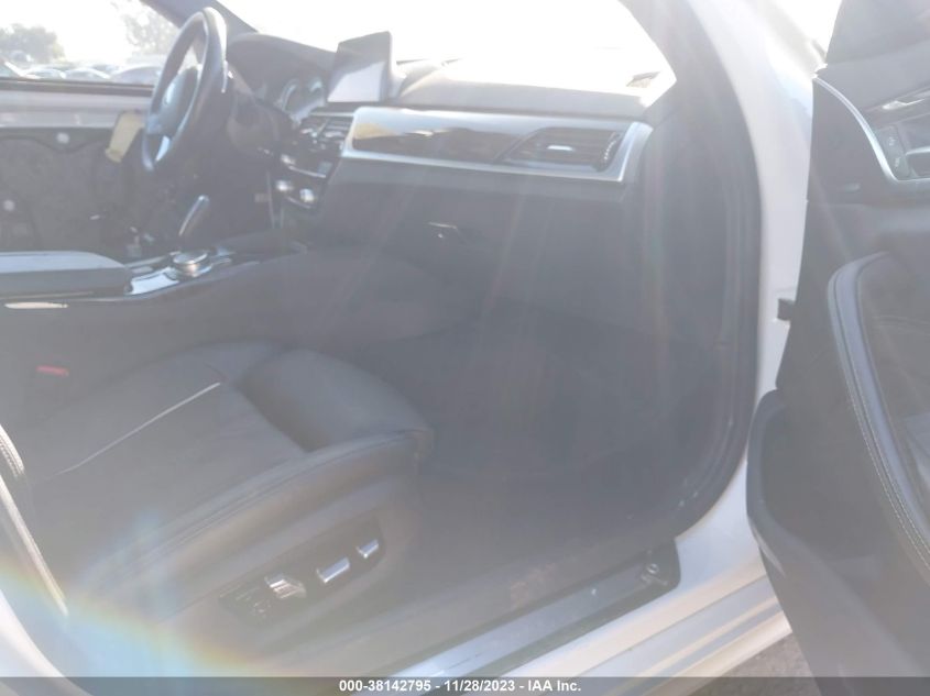 2019 BMW 530I WBAJA5C56KBX46639
