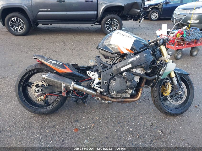 2004 SUZUKI GSX-R750 K - JS1GR7JA642103822