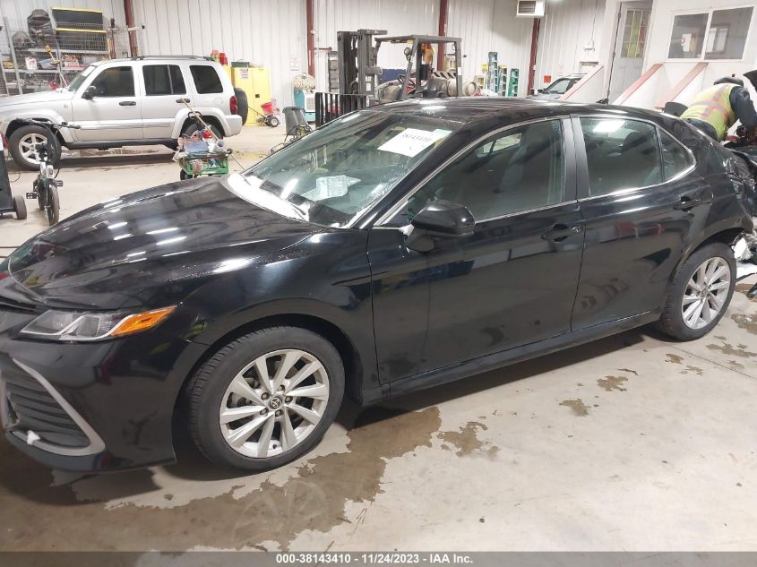 2022 TOYOTA CAMRY LE - 4T1C11AK0NU630225