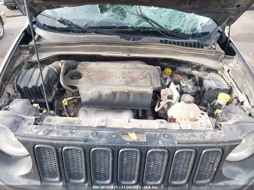2017 JEEP RENEGADE TRAILHAWK - ZACCJBCB2HPF27448