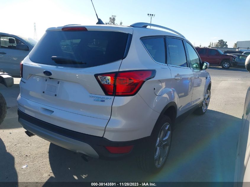 1FMCU9J99KUC05245 2019 FORD ESCAPE, photo no. 4