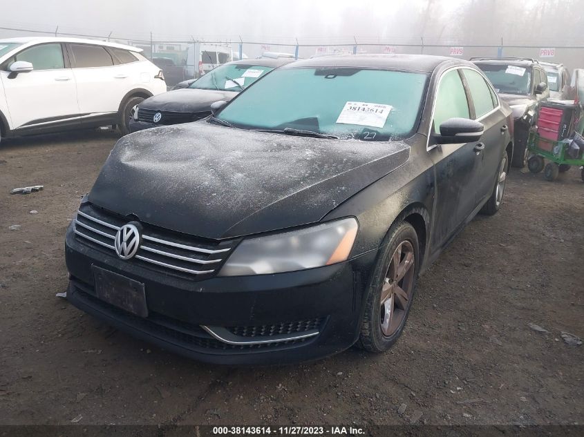 2013 VOLKSWAGEN PASSAT SE - 1VWBP7A38DC148002