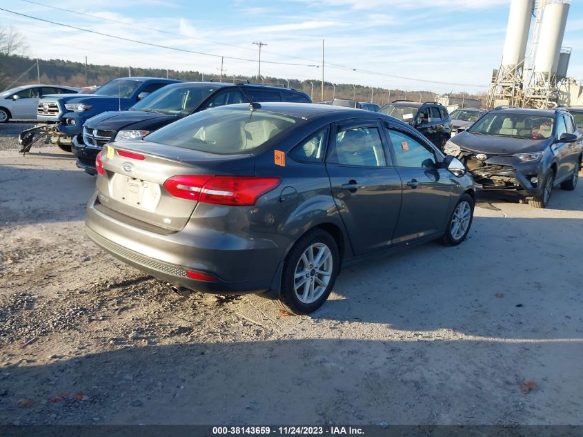 VIN 1FADP3F2XHL227784 2017 FORD FOCUS SE