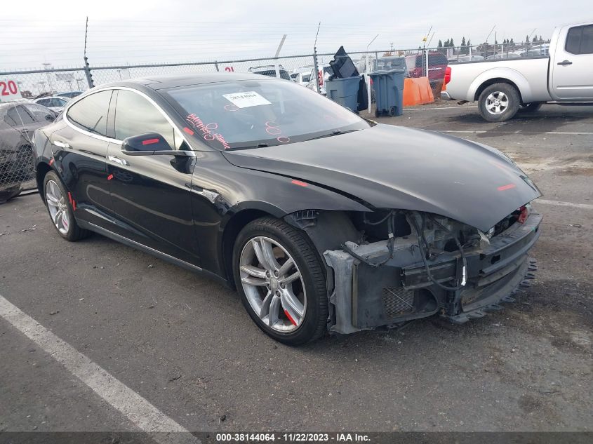 2013 TESLA MODEL S 5YJSA1AC2DFP10139