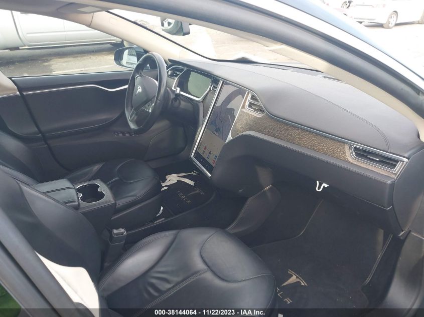 2013 TESLA MODEL S 5YJSA1AC2DFP10139