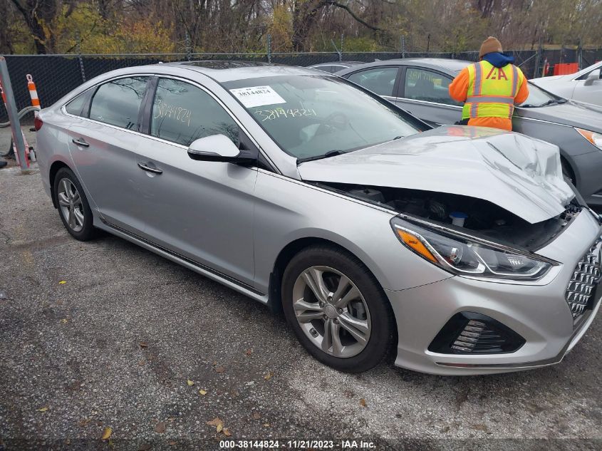 2019 HYUNDAI SONATA SPORT - 5NPE34AF8KH803815