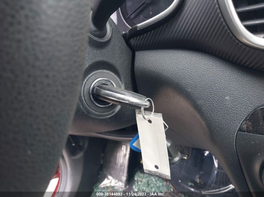 2019 HYUNDAI TUCSON SE - KM8J23A40KU892873