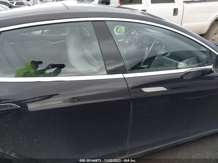 2016 TESLA MODEL S 90D/70D/75D/60D/85D - 5YJSA1E21GF142049