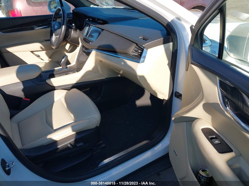 VIN 1GYKNARS5KZ133334 2019 CADILLAC XT5 STANDARD