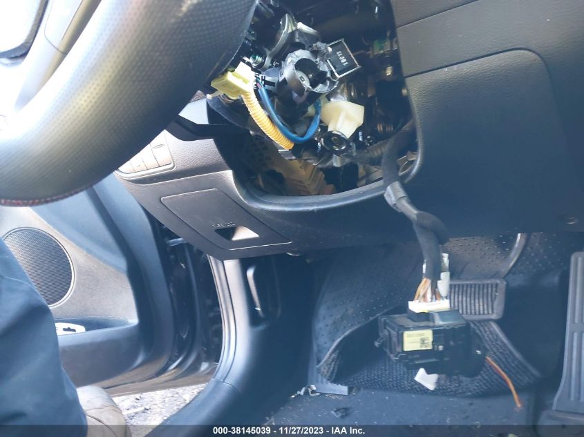 2017 KIA FORTE LX - 3KPFK4A72HE051381