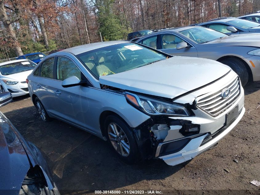 2017 HYUNDAI SONATA SE - 5NPE24AF6HH520079