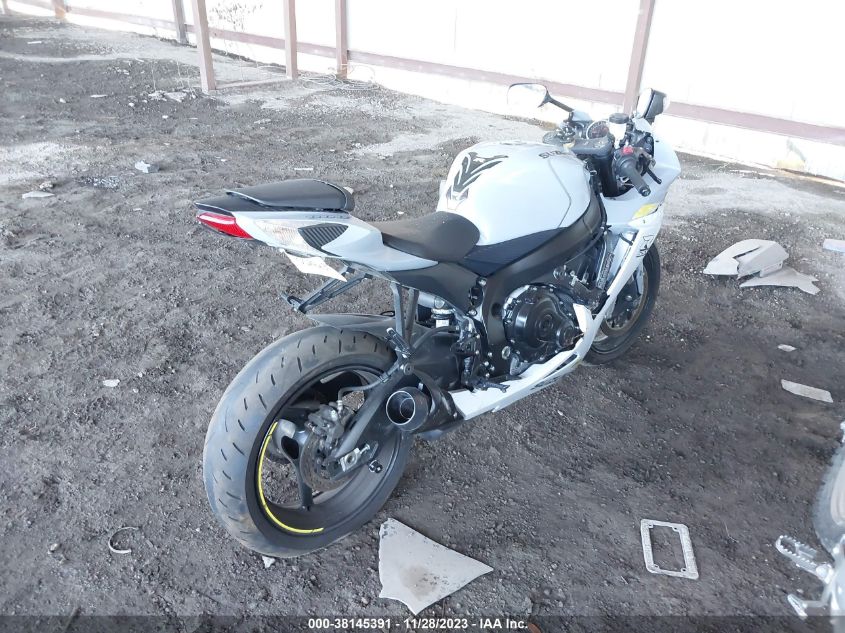 2022 SUZUKI GSX-R600 - JS1GN7FA5N7100337